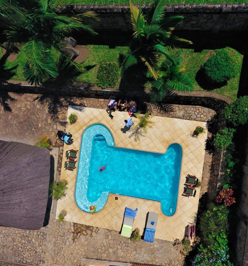 Entebbe Palm Hotel Exterior foto